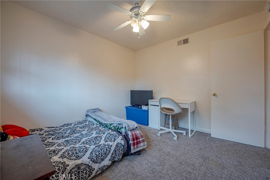 688 Elise Ct, Merced, CA 95340