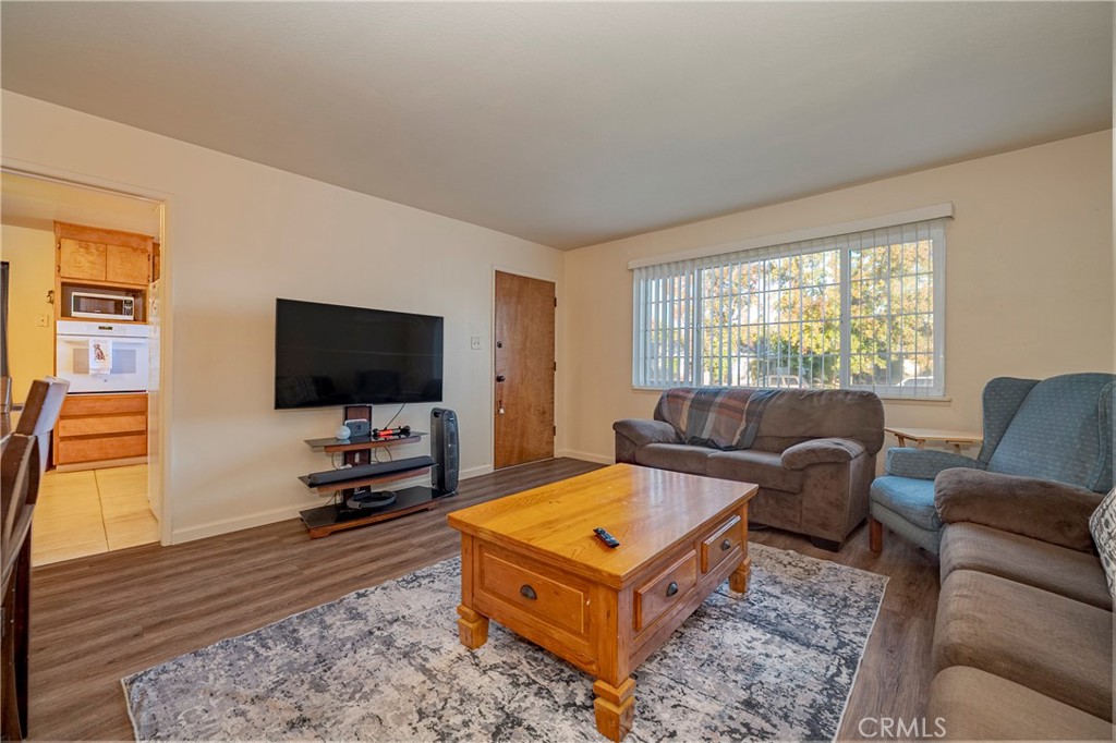 3191 El Capitan, Merced, CA 95340