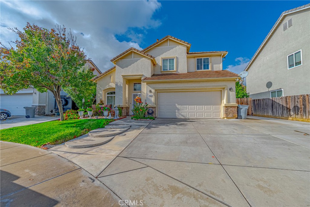 483 Azalea Ct, Merced, CA 95341