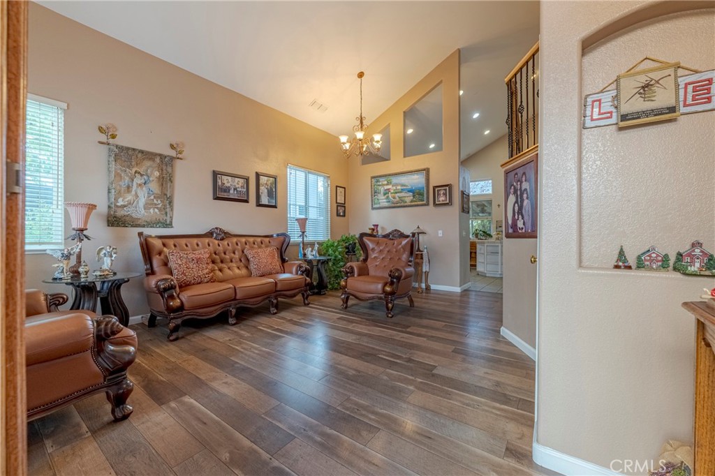 483 Azalea Ct, Merced, CA 95341