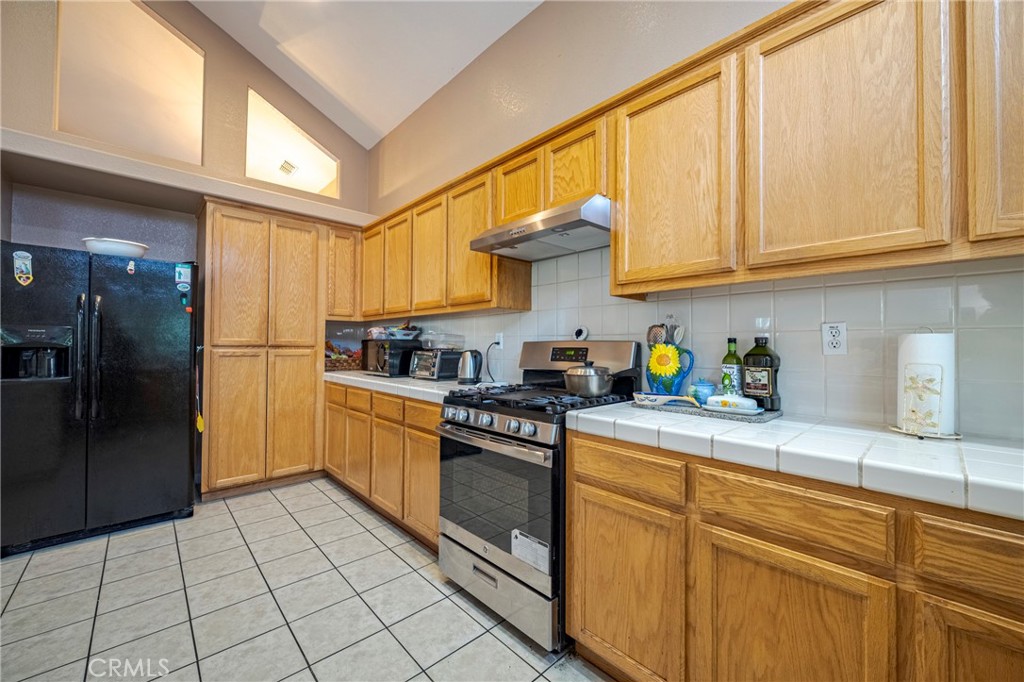 483 Azalea Ct, Merced, CA 95341