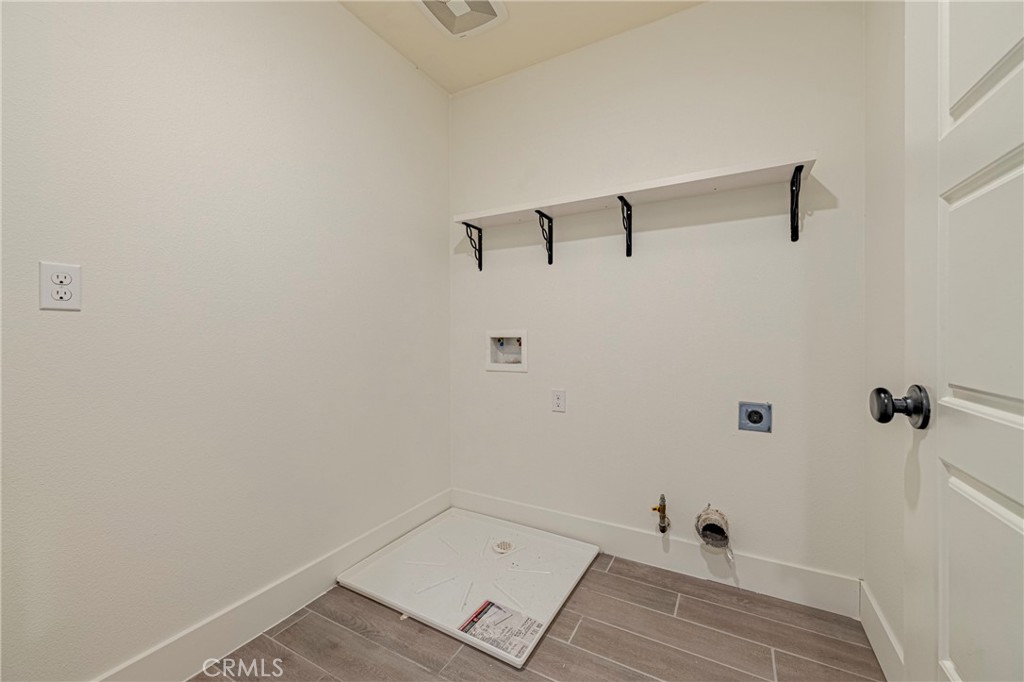 2104 Redding Way, Atwater, CA 95301