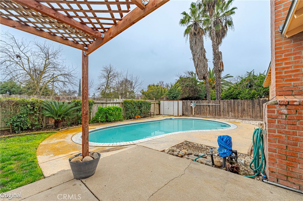 466 Columbia, Merced, CA 95340