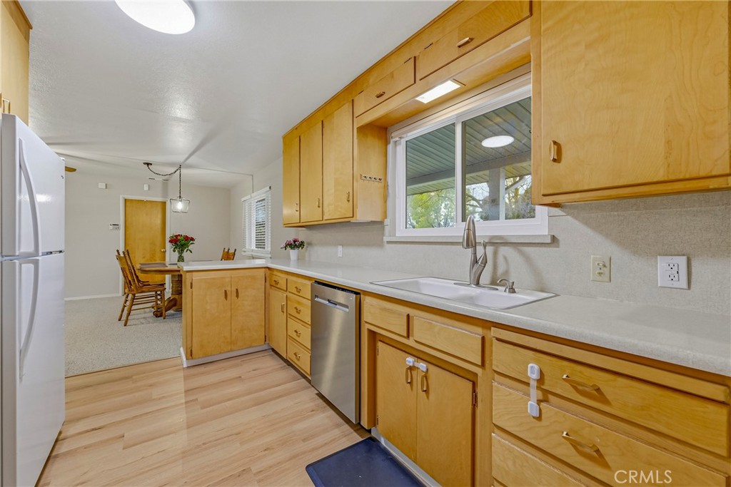 3279 Laura Ave, Merced, CA 95340