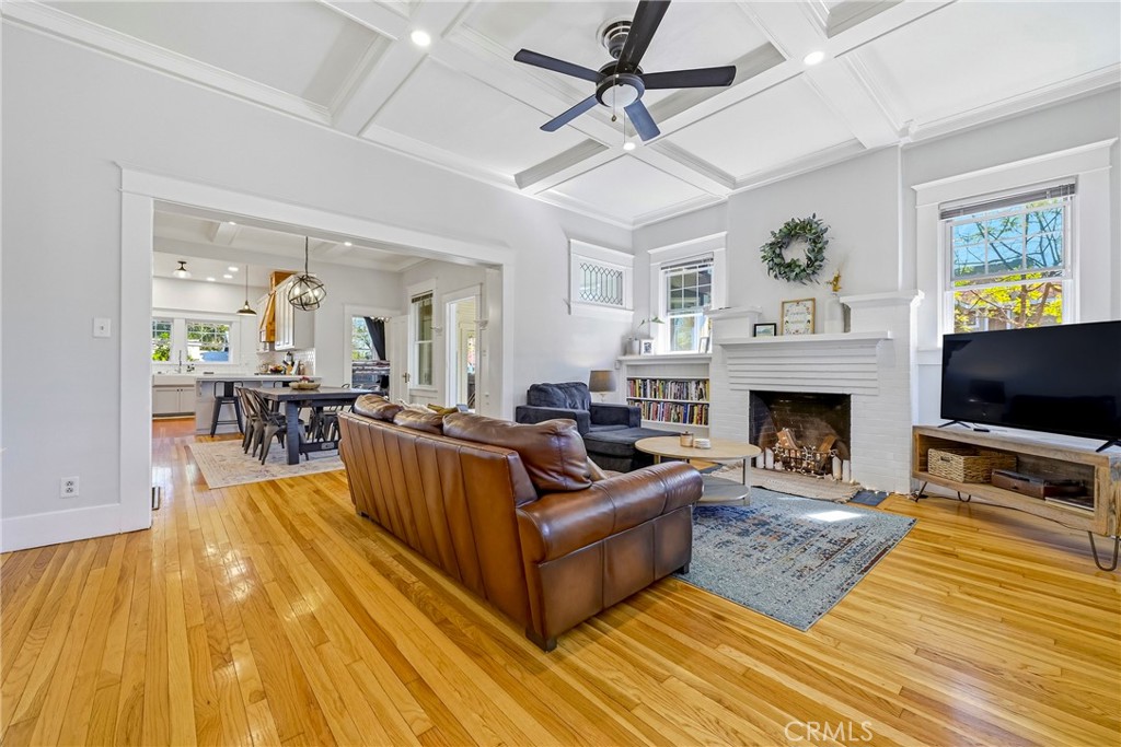 303 W 21st, Merced, CA 95340