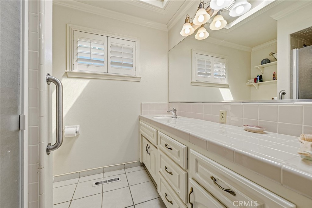 1878 W Highway 140, Merced, CA 95341